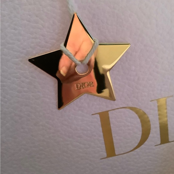 Dior Luxurious Large Box, Bag, Ribbon Gold Star & Paper. - Picture 2 of 7